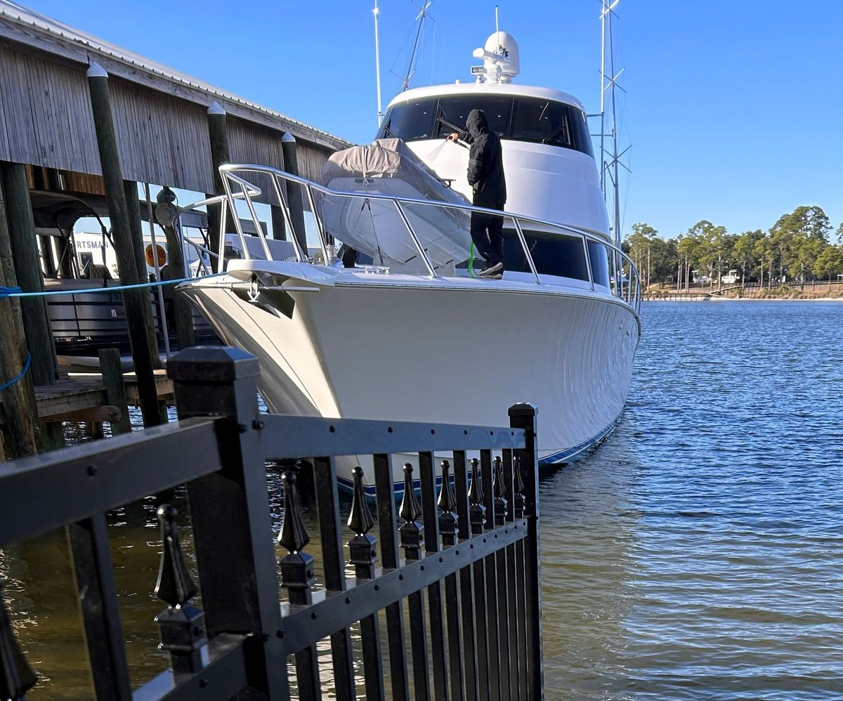 2014 Viking 62 