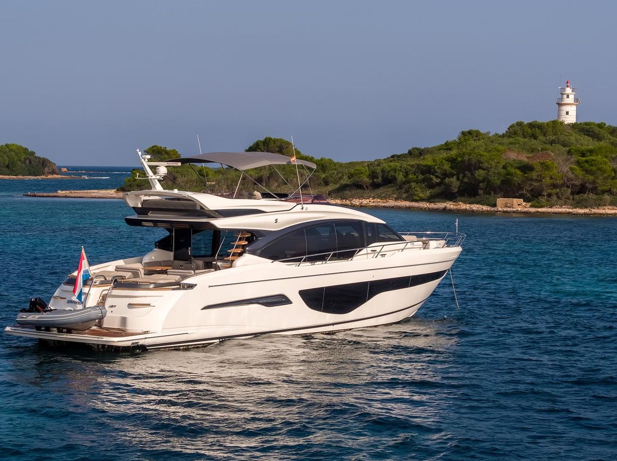 2019 Princess 80 