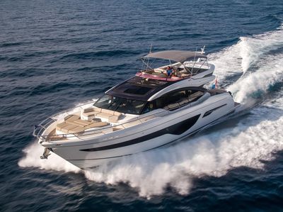 Yacht