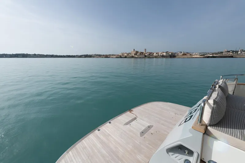  Yacht Photos Pics Terranova T85 2021