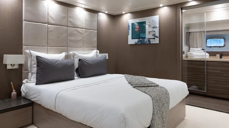  Yacht Photos Pics Terranova T85 2021