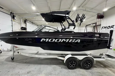 Moomba Max