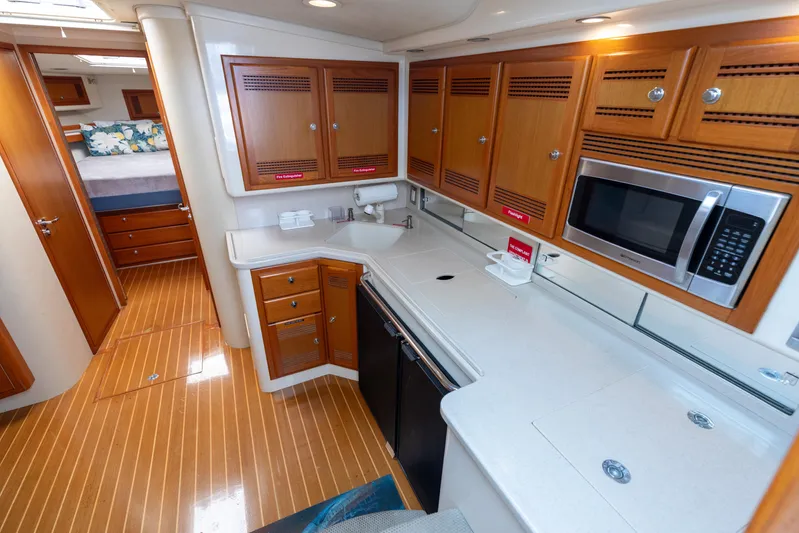 Tail Walker Yacht Photos Pics 2000 Cabo 45 Express TAIL WALKER-Galley 1