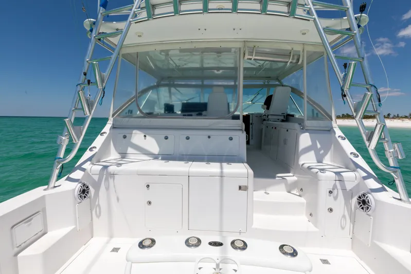 Tail Walker Yacht Photos Pics 2000 Cabo 45 Express TAIL WALKER-Cockpit 4