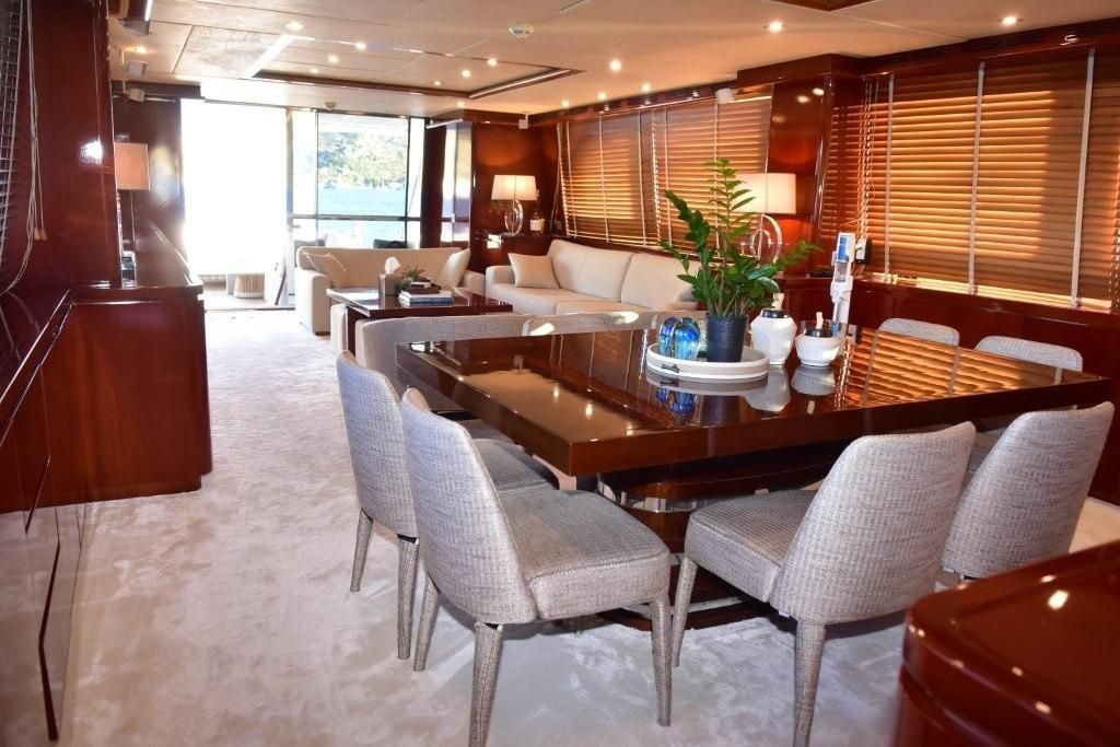 2008 Falcon 102 