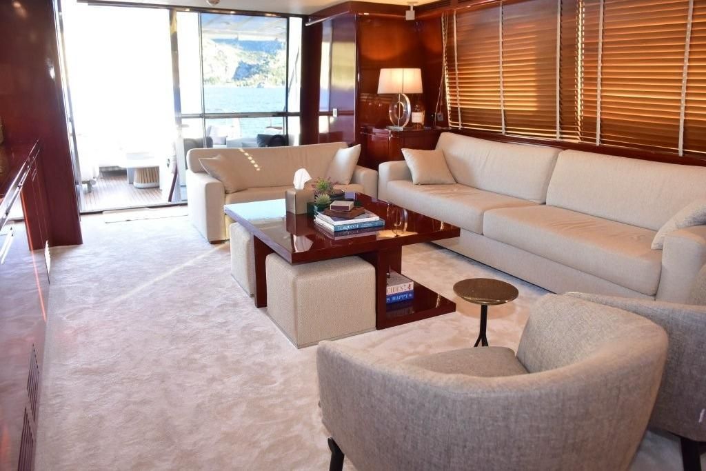 2008 Falcon 102 