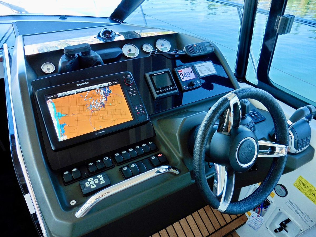 2017 Jeanneau 46 