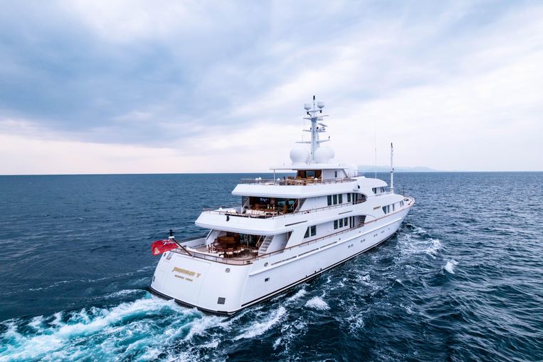 1998-178-6-amels-motor-yacht