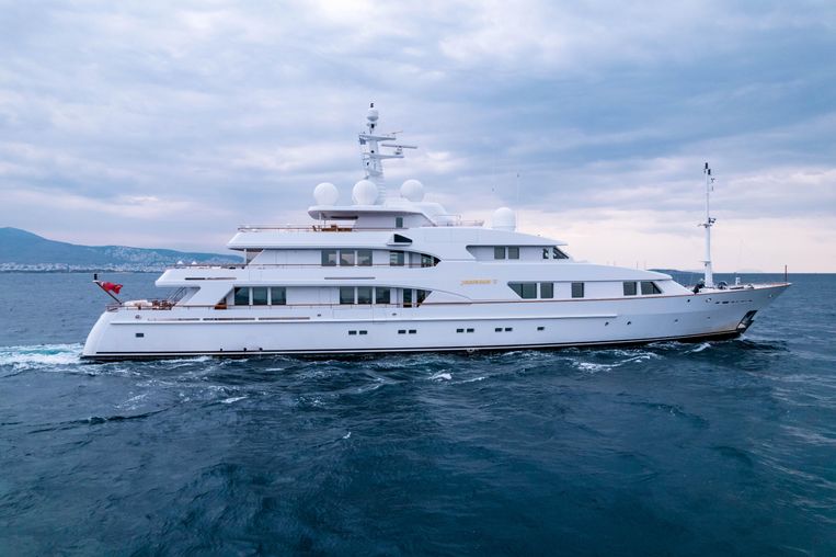 1998-178-6-amels-motor-yacht