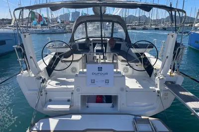 2023 Dufour 37