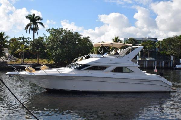 1994 Sea Ray 440 Express Bridge Flybridge for sale - YachtWorld