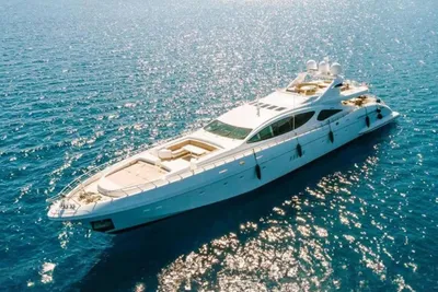2009 Mangusta 165