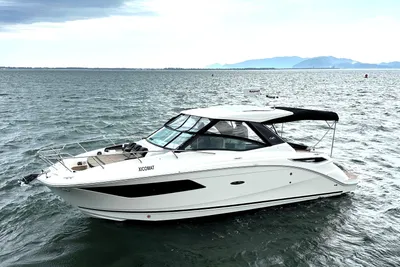 2017 Sea Ray 320 Sundancer