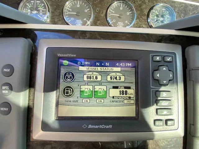 Day Dreamer Yacht Photos Pics SmartCraft display on 2010 Sea Ray 450 Sundancer showing vessel status and fuel information.