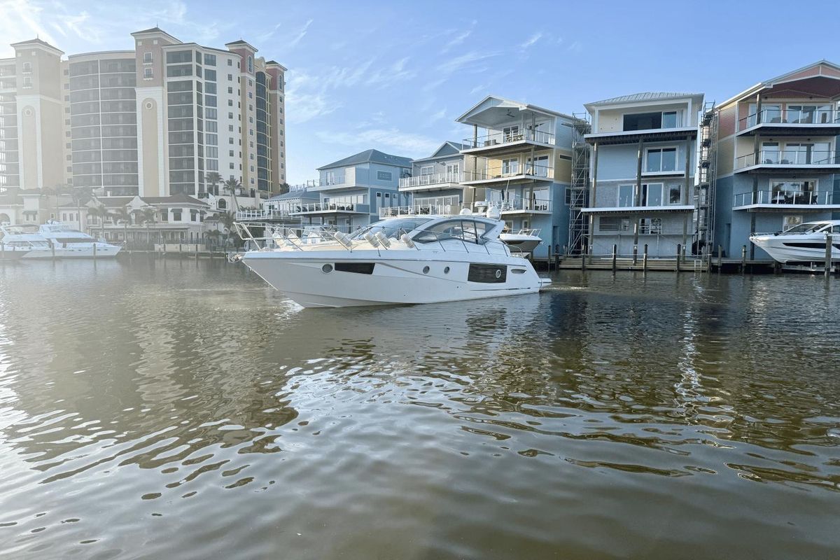 2016 Cranchi 44 