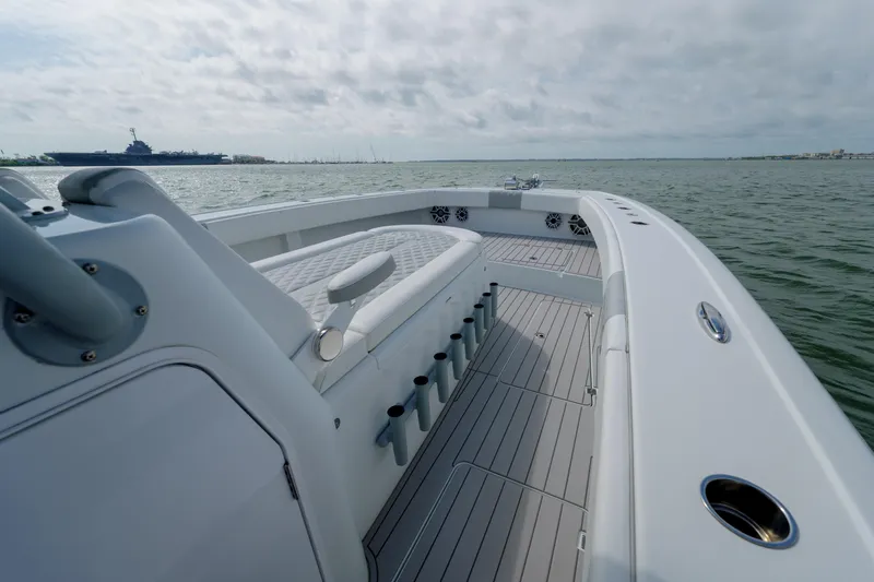 Double Tap Yacht Photos Pics Freeman 42 42LR Double Tap- Bow