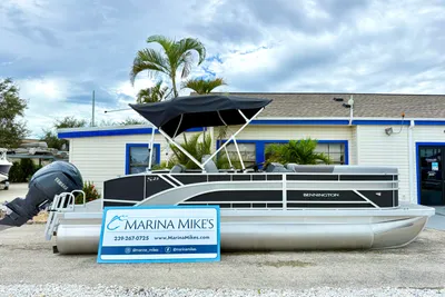 Bennington 23 SSB SPS