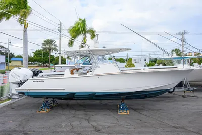 Valhalla Boatworks V-33