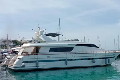 Sanlorenzo SL 82
