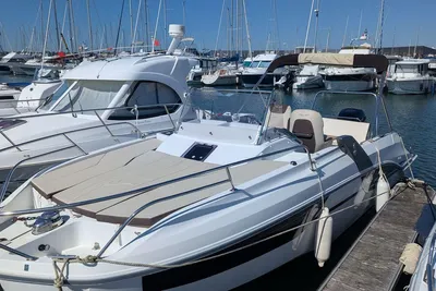 2017 Beneteau Flyer 7.7 Sundeck
