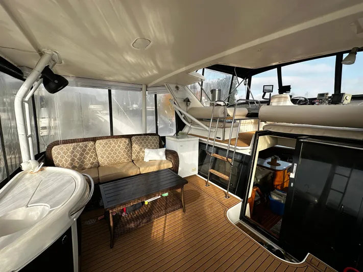 Presence Yacht Photos Pics 