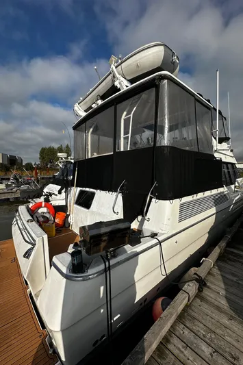 Presence Yacht Photos Pics 