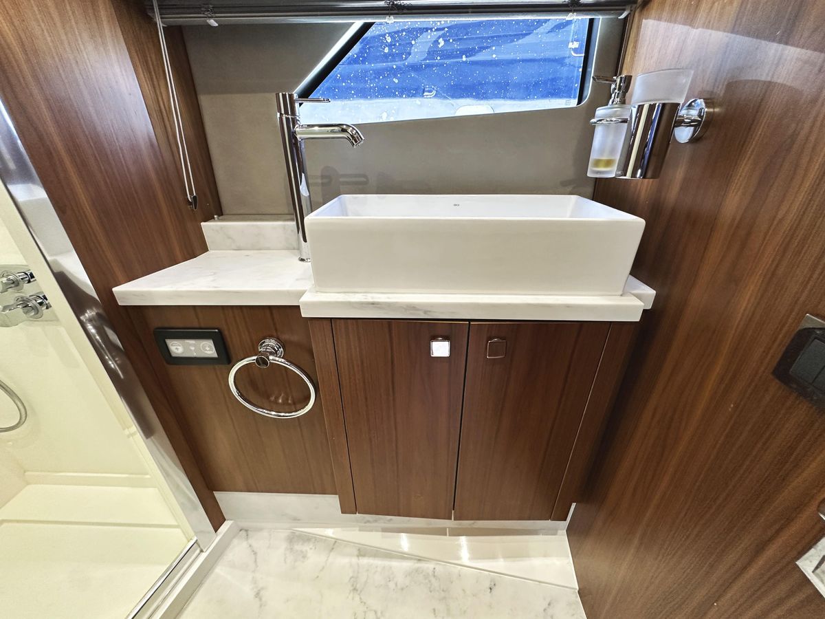 2019 Sunseeker 57 