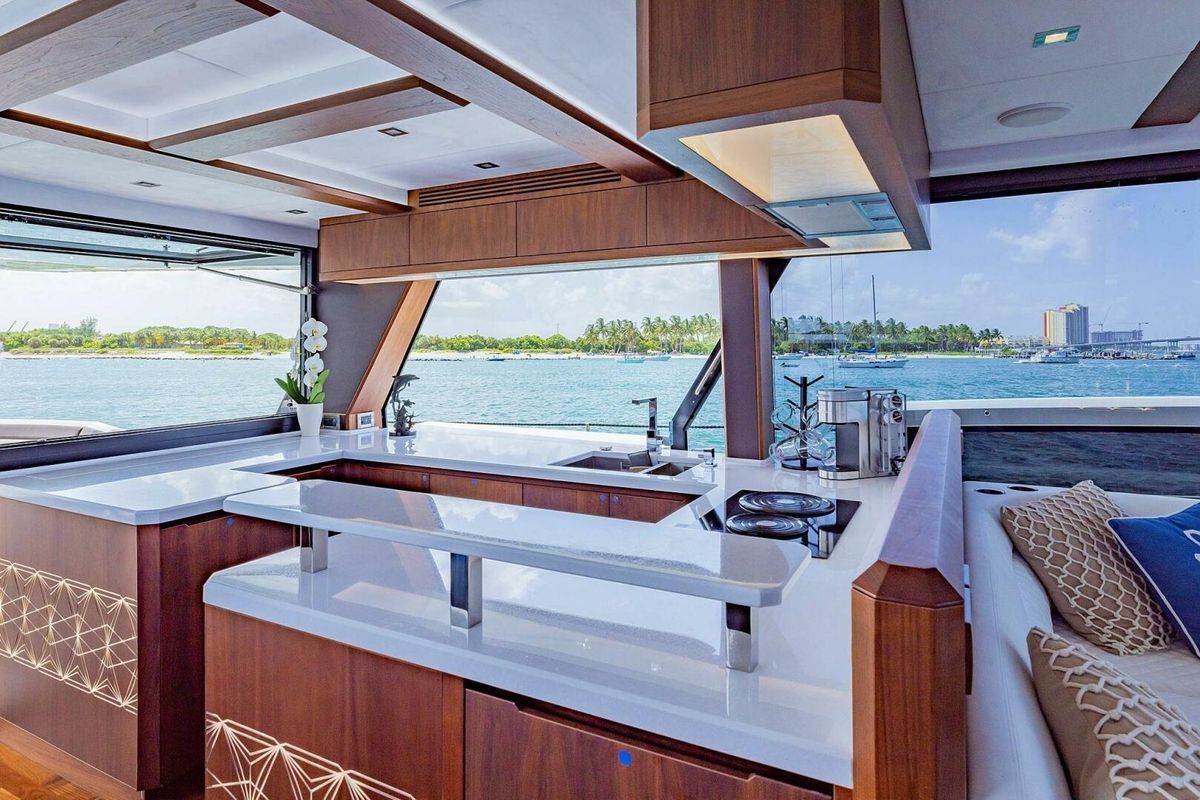 2019 Galeon 68 