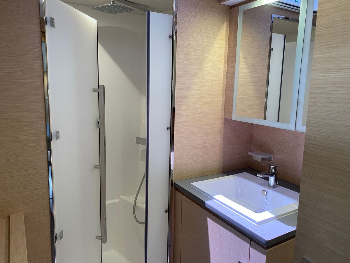 2020 Fountaine Pajot 44 
