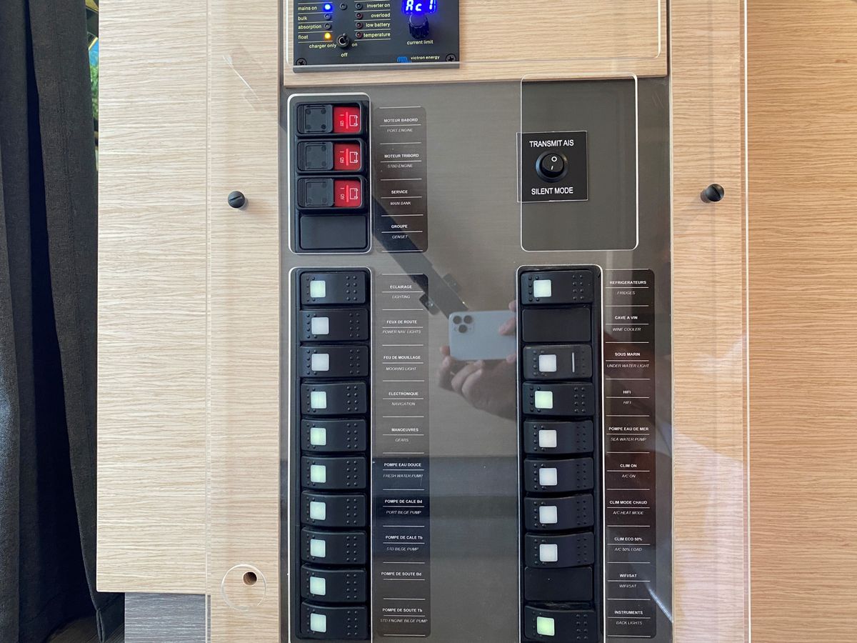 2020 Fountaine Pajot 44 