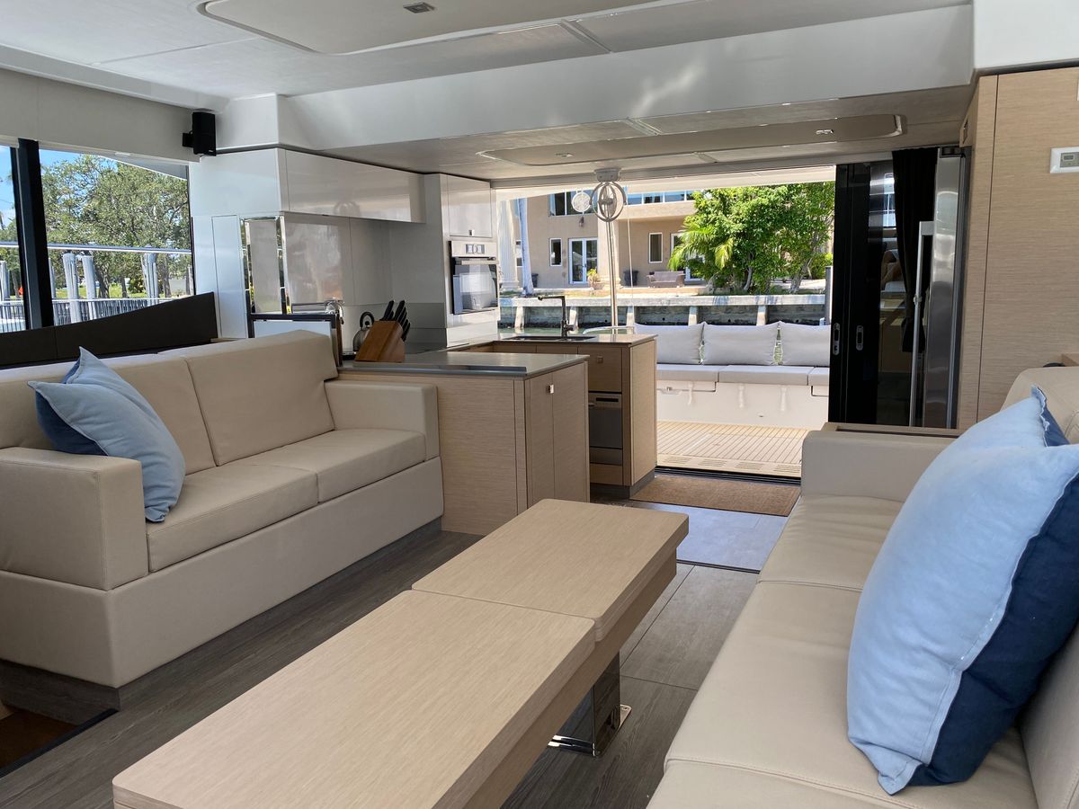 2020 Fountaine Pajot 44 