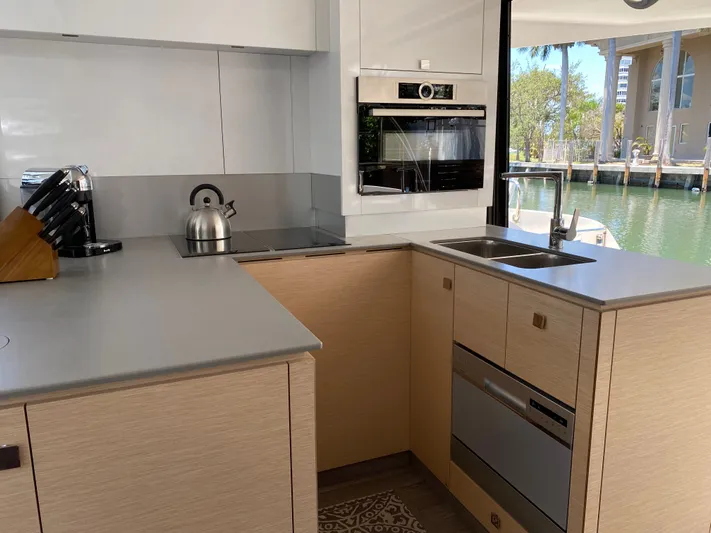 Emma Kathleen Yacht Photos Pics 