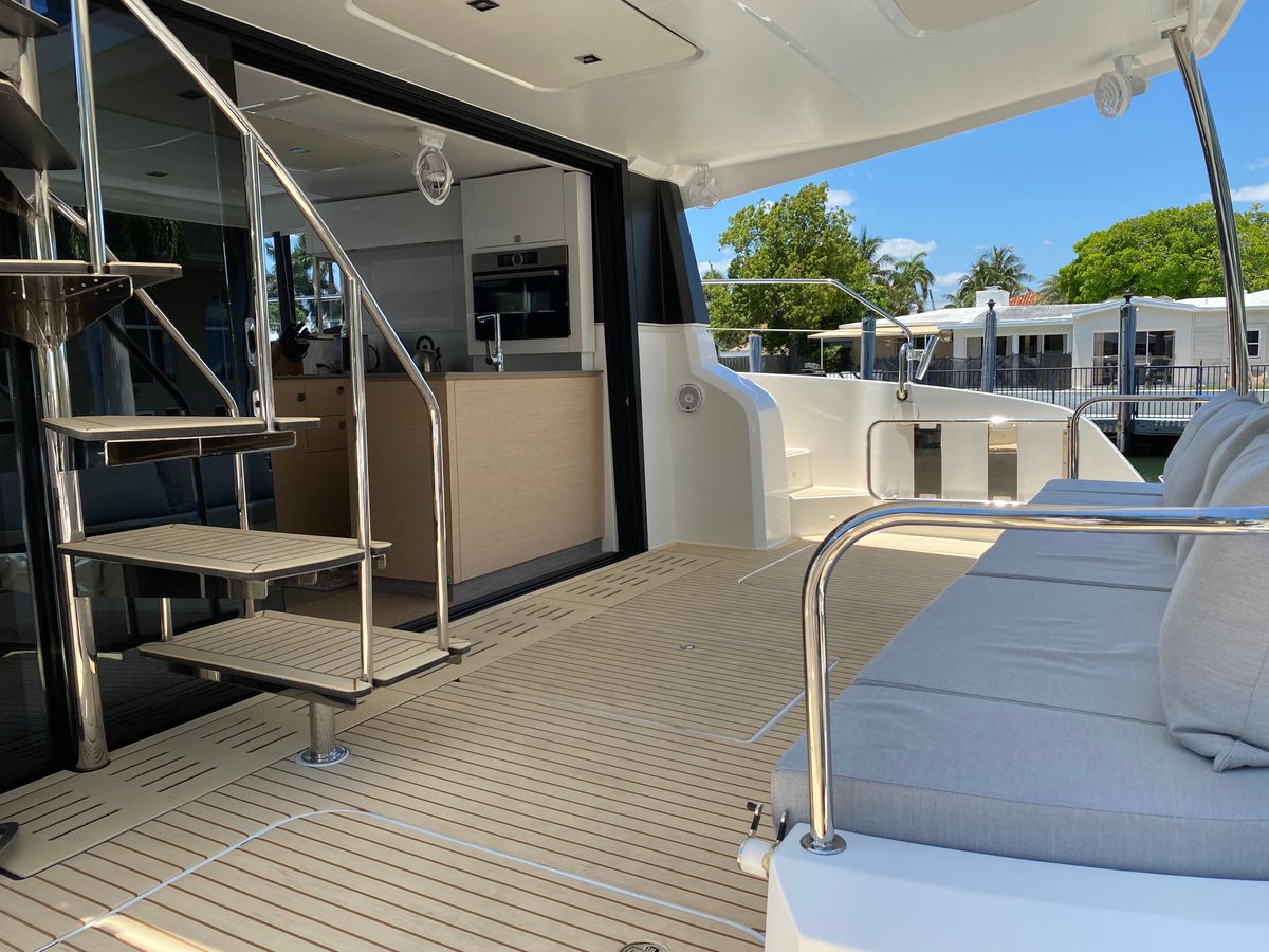 2020 Fountaine Pajot 44 