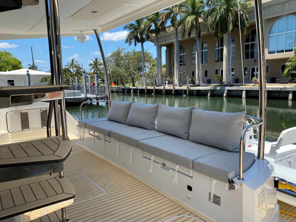 2020 Fountaine Pajot 44 