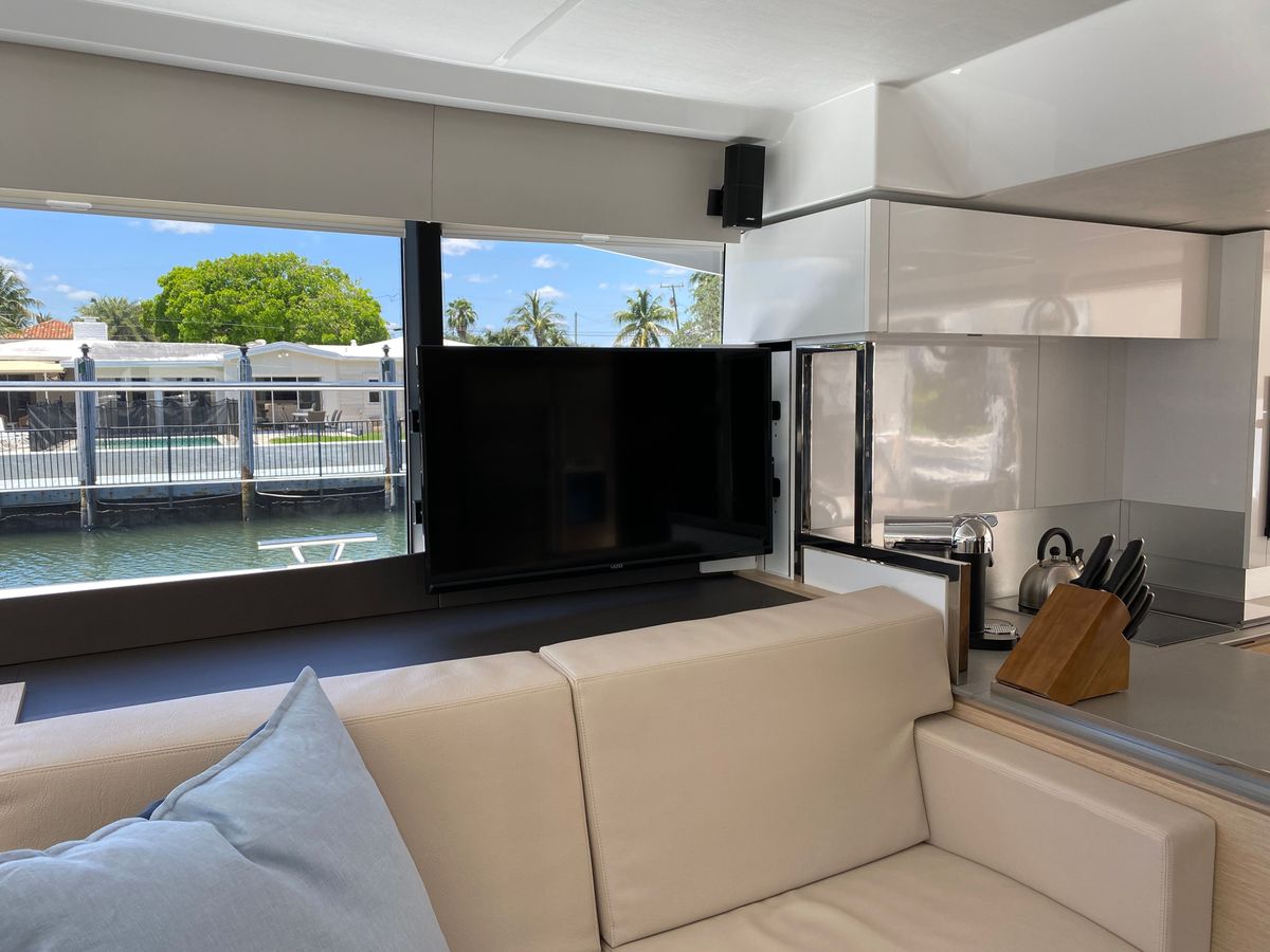2020 Fountaine Pajot 44 