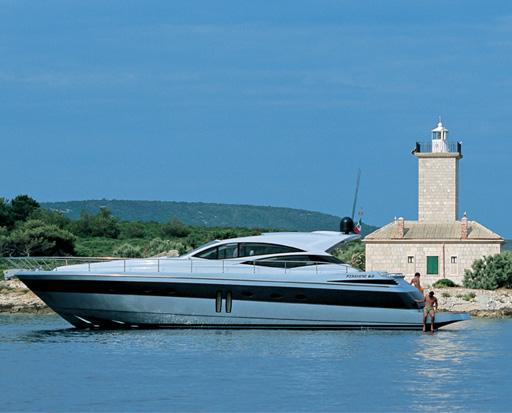 2005 Pershing 62