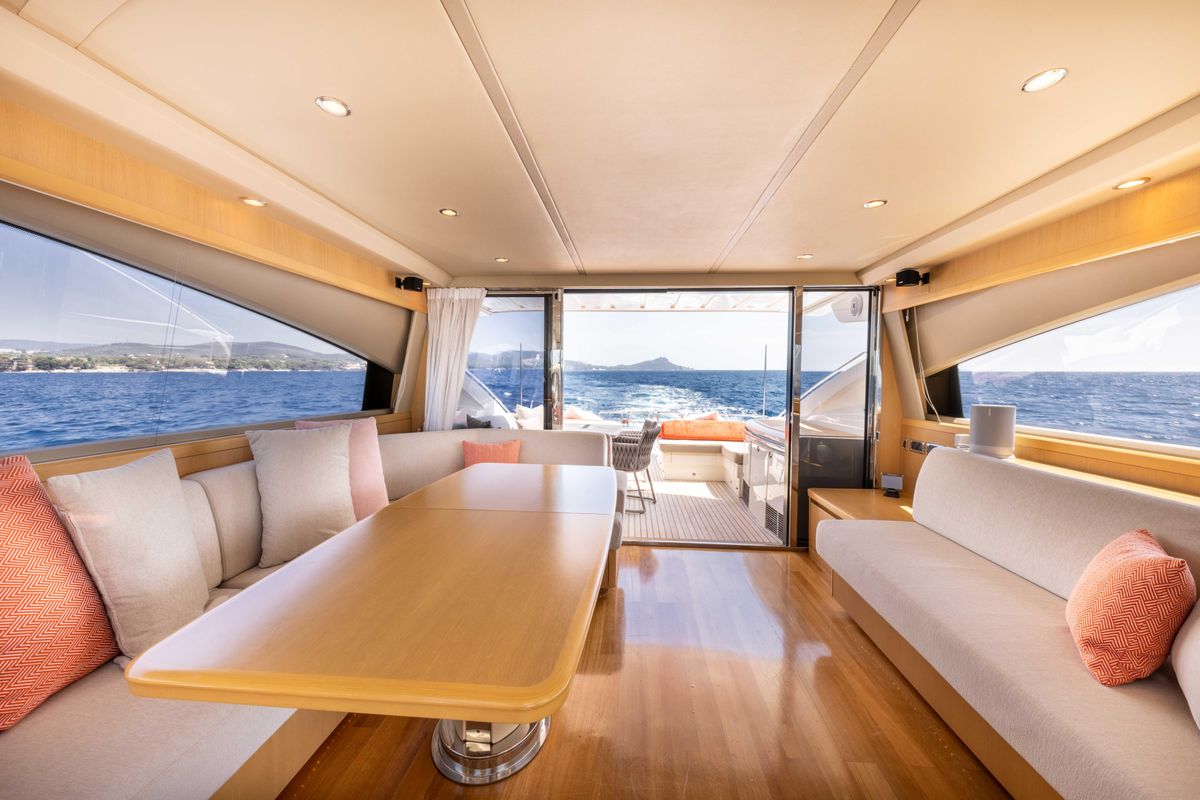 2008 Princess 71 