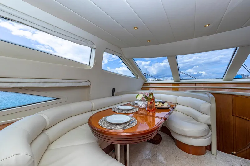 Salt Shaker Yacht Photos Pics 