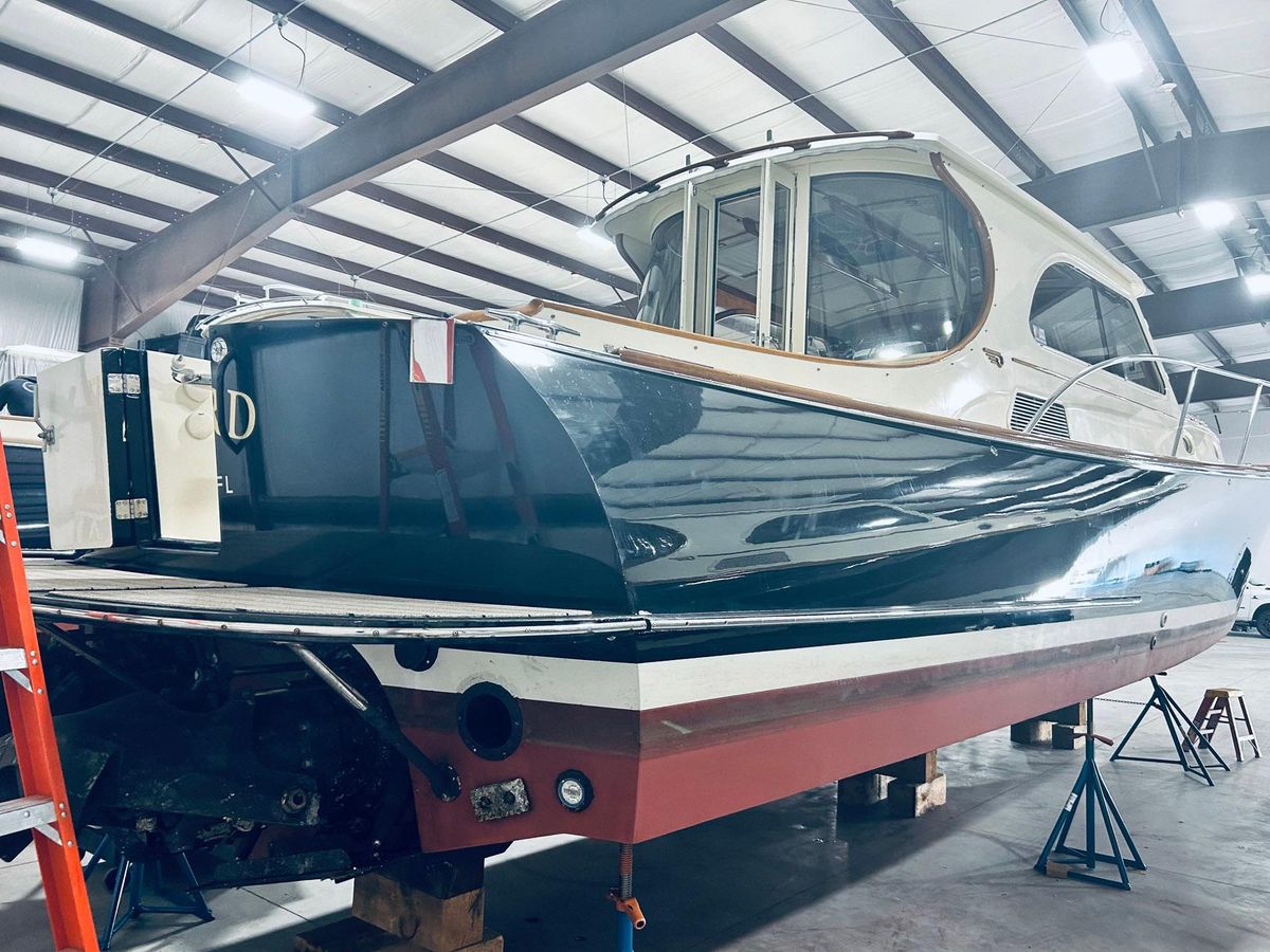 2005 Hinckley 44 