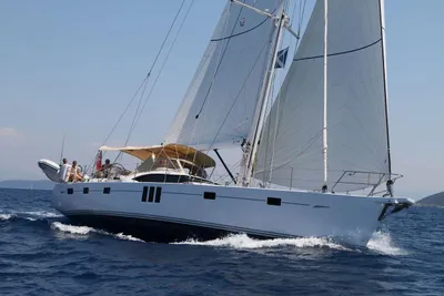 2017 Oyster 625