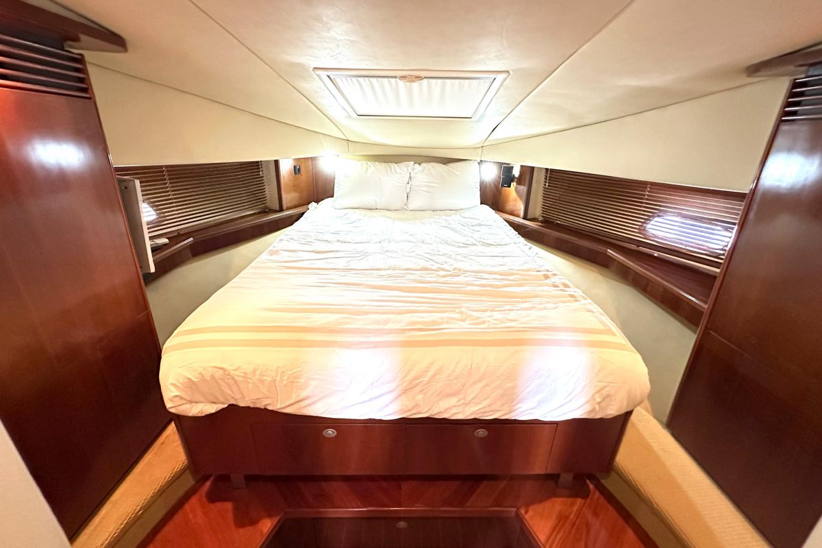 2005 Sea Ray 48 