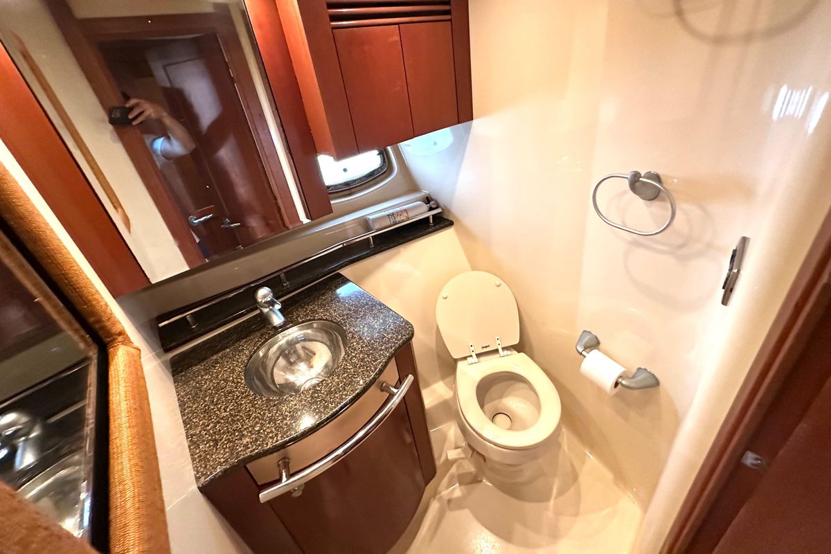 2005 Sea Ray 48 