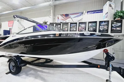Yamaha Boats SX195