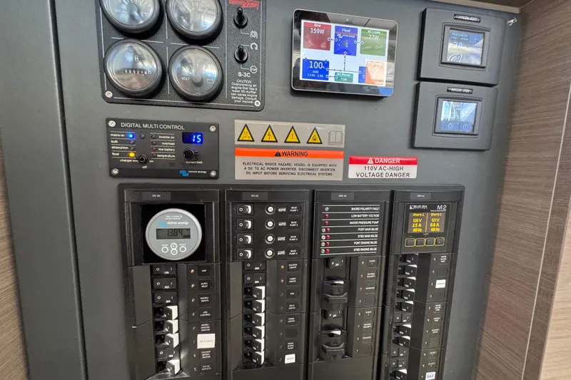 Jolly Time Yacht Photos Pics 