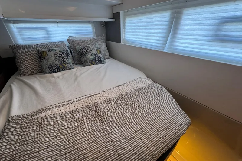 Jolly Time Yacht Photos Pics 