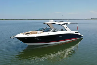 Sea Ray SLX 350