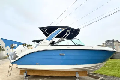 Sea Ray SDX 250 Outboard
