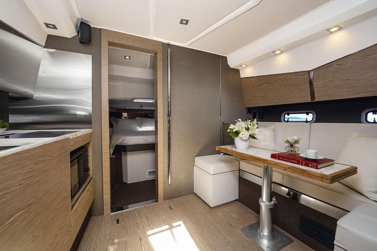 2019 Azimut 42 