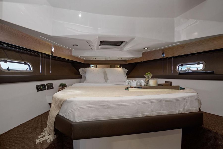 2020 Azimut Verve 40