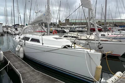 2012 Hanse 325